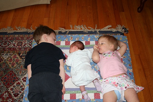 tummytimethreesome1