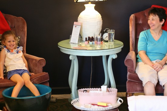 nail salon 1
